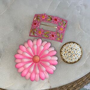Vintage pink enamel, flower, brooch, and vintage enamel, domed flower daisy